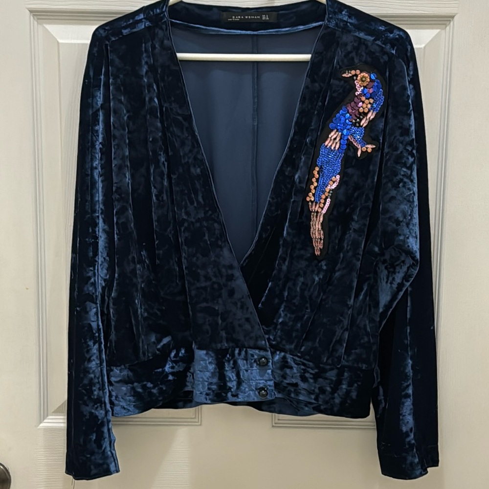 ZARA Woman Blue Velvet Kimono Sequin Bird Top Women's Size Small